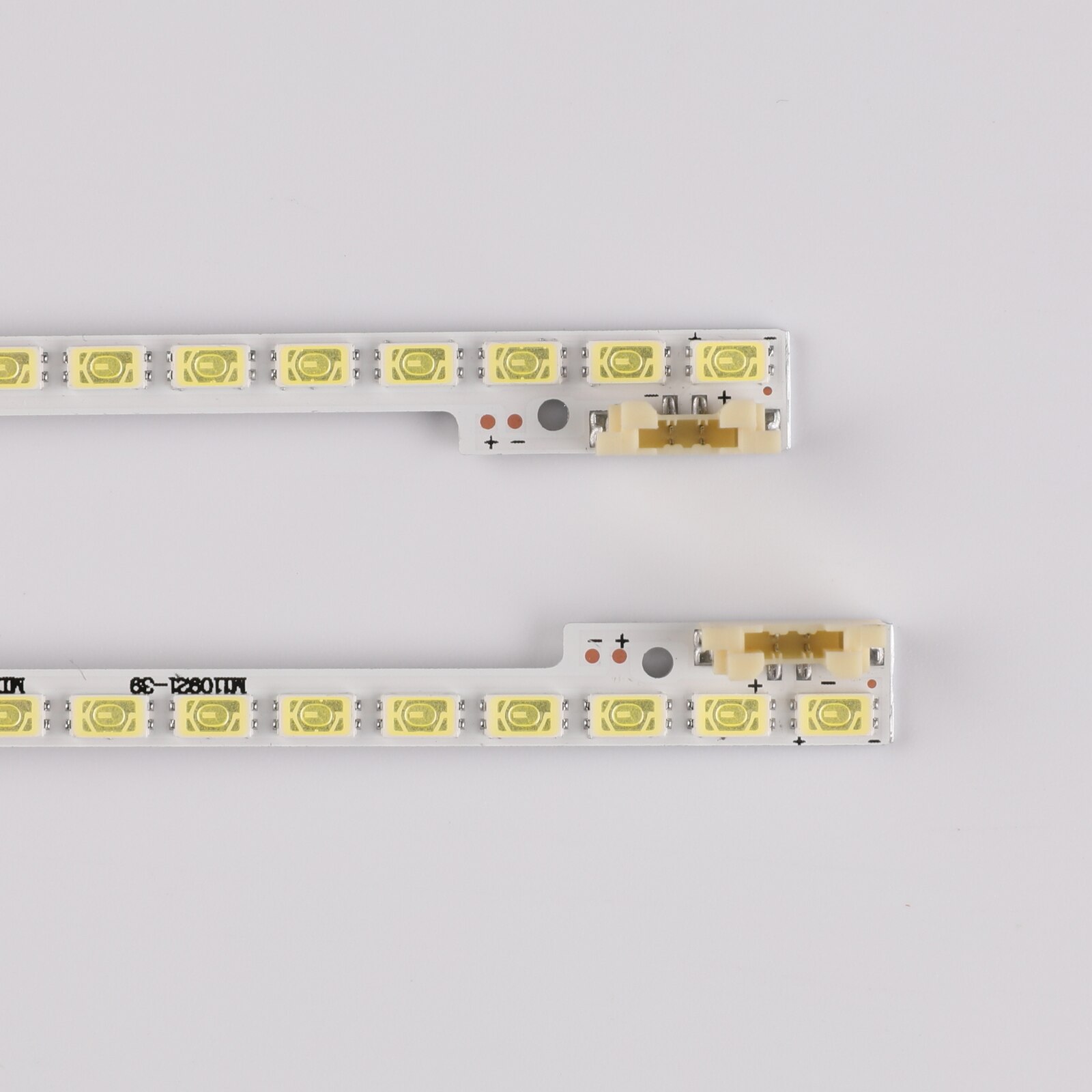 2 / 40 2011SVS40 UE40D5000 UE40D5500 UE40D5700 LD400BGC-C2 ltj400hm03-j bn96-16606a LEDstrips